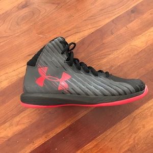 Under Armour boys’ basketball shoes
